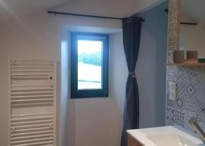 بيت للعطل Selaurua ساري