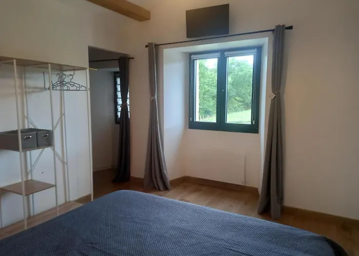 بيت للعطل Selaurua ساري